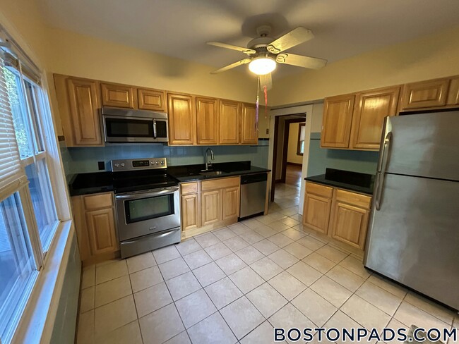 property at 48 Oak St