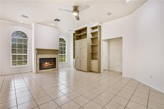 1107 Bowie Rd in Austin, TX - Building Photo - Building Photo