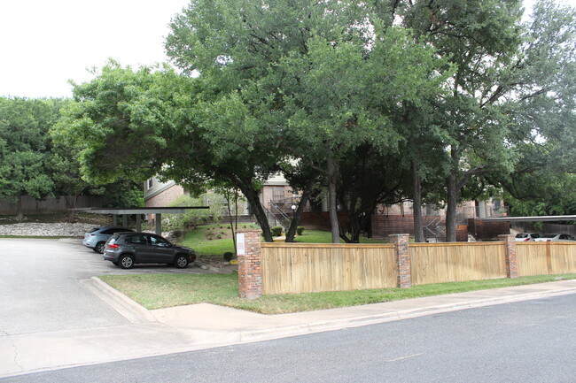 1804 Capital Pkwy in Austin, TX - Building Photo - Building Photo