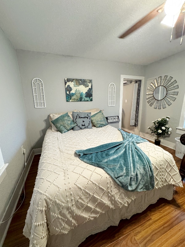 2015 Beaver Ln in San Antonio, TX - Building Photo - Building Photo