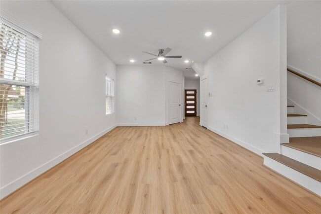 1220 E 33rd St in Houston, TX - Building Photo - Building Photo