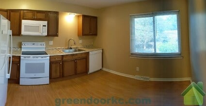 9132 W 78th St in Overland Park, KS - Building Photo - Building Photo