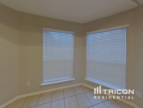 6441 Claire Dr in Fort Worth, TX - Building Photo - Building Photo