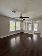 841 E 23rd St in Houston, TX - Foto de edificio - Building Photo