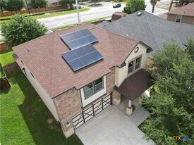 208 Gatewood Clf in Cibolo, TX - Building Photo