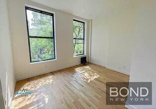 225 E 14th St in New York, NY - Building Photo - Building Photo