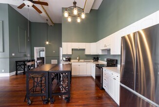 2111 Postoffice St in Galveston, TX - Building Photo - Building Photo