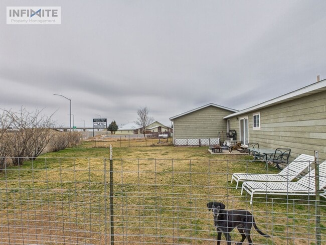 917 Colorado St in Belgrade, MT - Building Photo - Building Photo