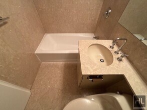 EAST 63 STREET, Unit 3G in New York, NY - Building Photo - Building Photo