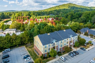 Avalon at Sweeten Creek in Arden, NC - Foto de edificio - Building Photo