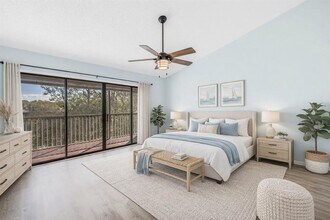 9613 Tara Cay Ct in Seminole, FL - Building Photo - Building Photo