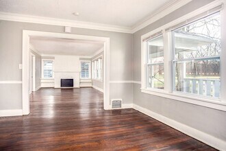 2119 E 73rd St in Kansas City, MO - Building Photo - Building Photo