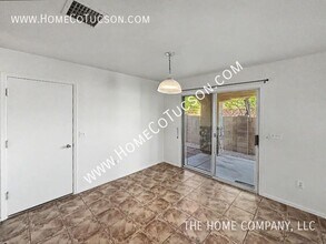 2708 N Saramano Ln in Tucson, AZ - Building Photo - Building Photo