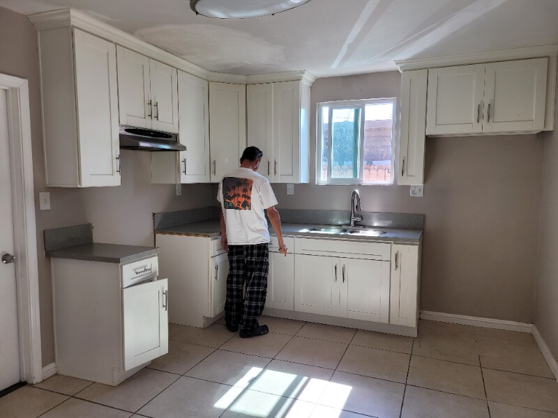 1067 S Herbert Ave in Los Angeles, CA - Building Photo