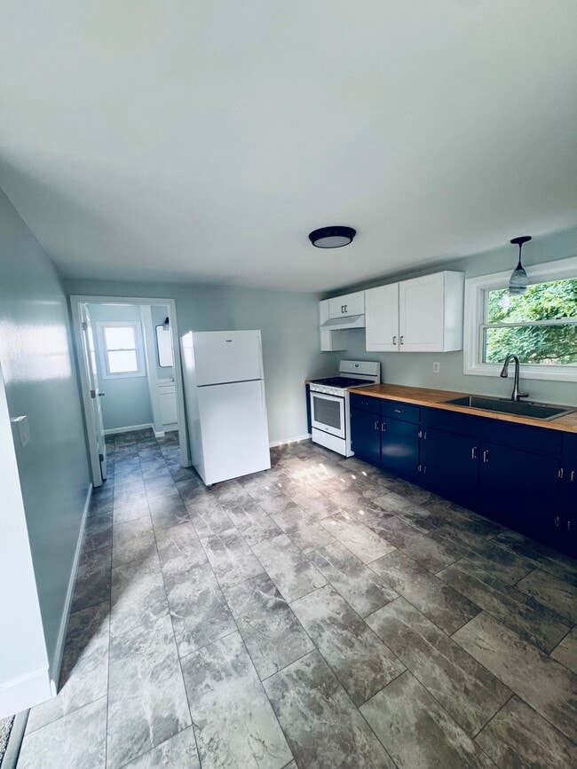 514 E 9th St in Erie, PA - Building Photo - Building Photo