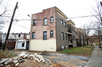 1006 Webster St NW in Washington, DC - Building Photo - Building Photo