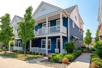District at Linworth in Columbus, OH - Building Photo - Building Photo
