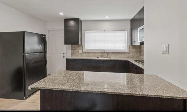 4817 Griggs Rd in Houston, TX - Building Photo - Building Photo