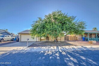17820 N 29th Ave in Phoenix, AZ - Building Photo - Building Photo