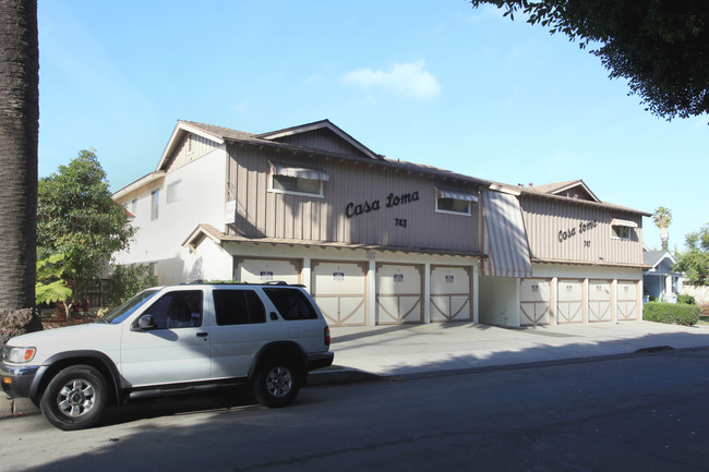 Casa Loma Apartments in Long Beach, CA - Foto de edificio - Building Photo