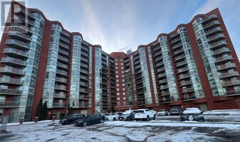 10 Dean Park Rd in Toronto, ON - Building Photo