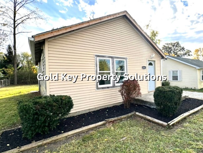 property at 2311 E 5th St