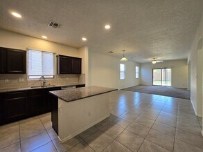 5328 Camino del Griego in Santa Fe, NM - Foto de edificio - Building Photo