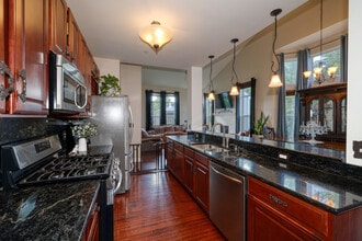 4579 Half Moon Dr in Yorkville, IL - Building Photo - Building Photo