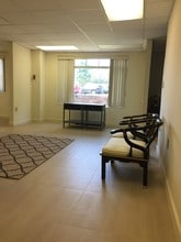 Kenwood Place in Bethesda, MD - Building Photo - Interior Photo