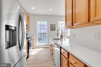 13548 Stargazer Ter in Centreville, VA - Building Photo - Building Photo