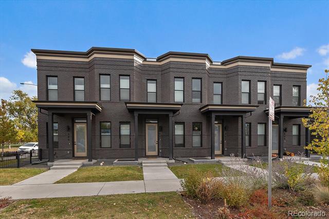 879 30th St in Denver, CO - Building Photo