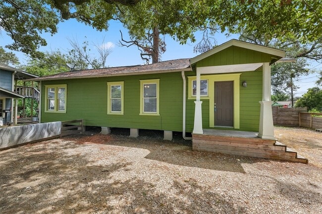 property at 1107 Melbourne St