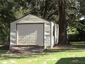 9282 N Citrus Springs Blvd in Citrus Springs, FL - Foto de edificio - Building Photo