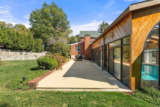2 Arden Rd in Watertown, MA - Building Photo - Building Photo