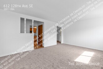 612 128th Ave SE in Bellevue, WA - Building Photo - Building Photo