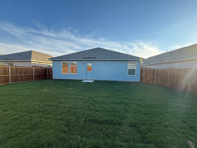 1812 Ashland St in McKinney, TX - Foto de edificio - Building Photo