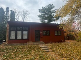 5120 Hankerson Ave in Edina, MN - Building Photo