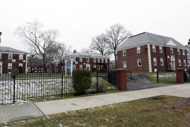 The Meridian in Orange, NJ - Building Photo - Building Photo