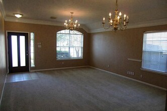 2407 Pine Shadows Dr in Sugar Land, TX - Building Photo - Building Photo