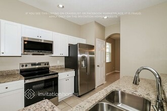 5210 New Savannah Cir in Wesley Chapel, FL - Foto de edificio - Building Photo