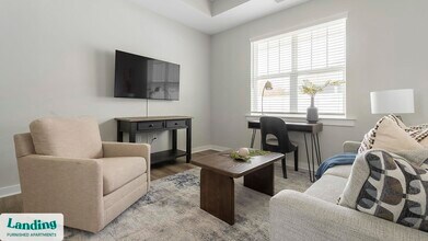 1720 Rocky River Rd in Charlotte, NC - Foto de edificio - Building Photo