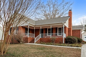 925 Cameron Ct in Monroe, NC - Foto de edificio - Building Photo