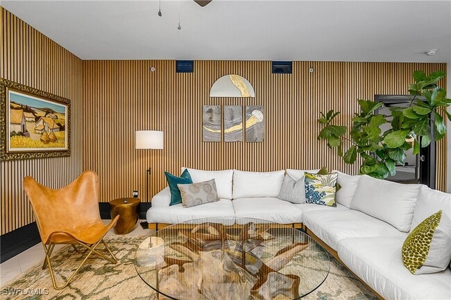 property at 337 Vintage Bay Dr