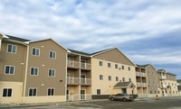 Parkview Place Apartments in Minot, ND - Building Photo - Building Photo