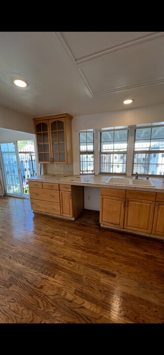 3958 Normandie Ave in Los Angeles, CA - Building Photo