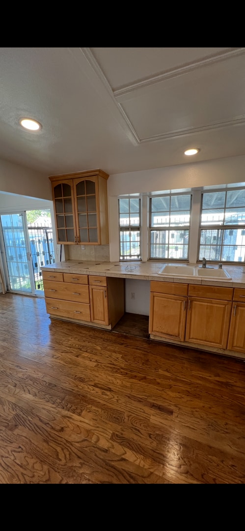 property at 3958 Normandie Ave