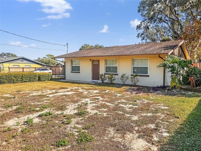 510 N Barrow Ave in Tavares, FL - Building Photo - Building Photo