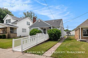 1024 Veto St NW in Grand Rapids, MI - Building Photo