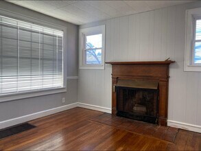 209 E Unaka Ave in Johnson City, TN - Building Photo - Building Photo