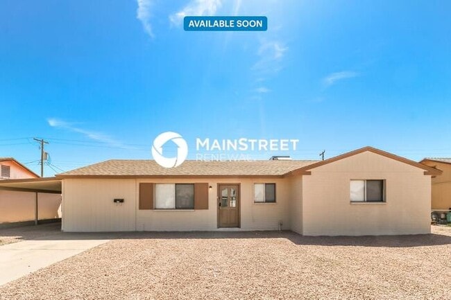 property at 8135 W Clarendon Ave